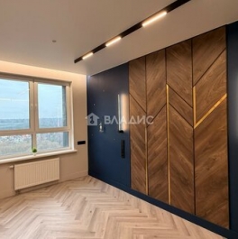 Продажа 3-комн квартиры на вторичном рынке пр-кт Куприна,  д. 36,  к. 2