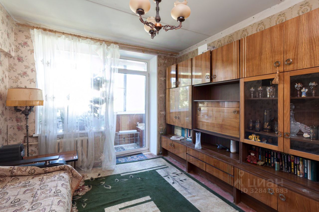 Продажа 3-комн квартиры на вторичном рынке переулок Алымов, 17К1