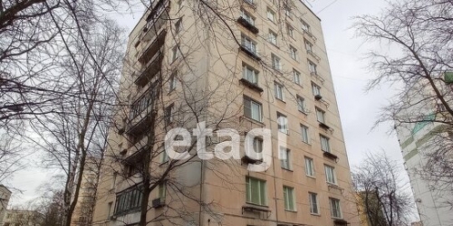 2-комн квартира улица Подводника Кузьмина,  д. 18