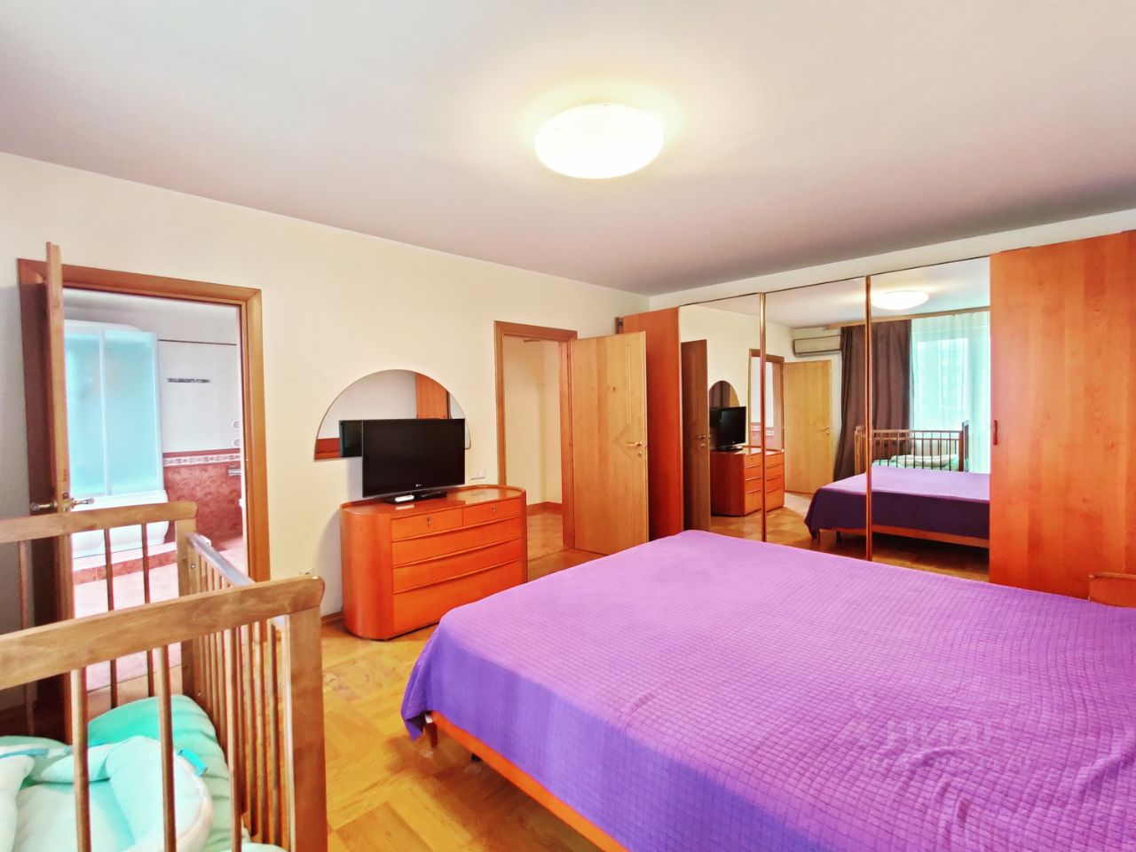 Аренда 4-комн квартиры на вторичном рынке Пятницкое шоссе, 23к1