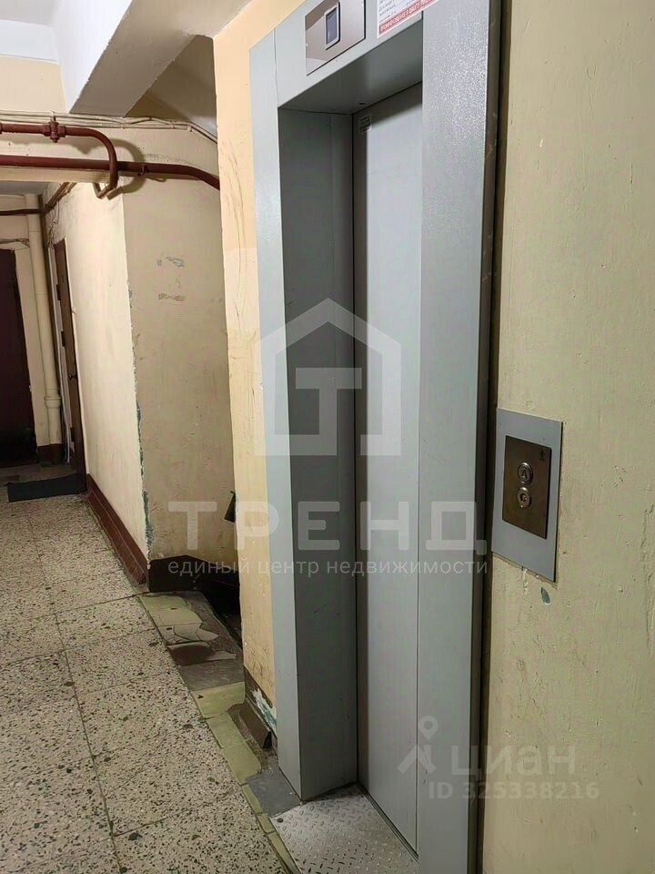 Продажа 2-комн квартиры на вторичном рынке Шепетовская улица, 1