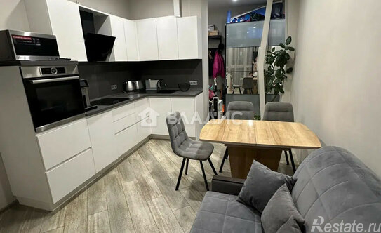 Продажа 1-комн квартиры на вторичном рынке Молоково с, Ново-Молоковский б-р,  д. 4