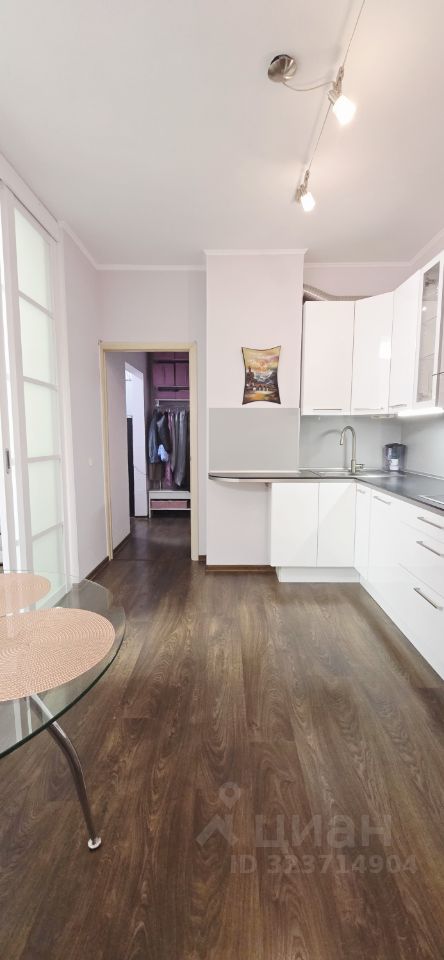 Продажа 1-комн квартиры на вторичном рынке улица Бутлерова, 11к4