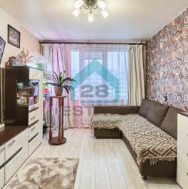Продажа 4-комн квартиры на вторичном рынке улица Белы Куна,  д. 26 к1