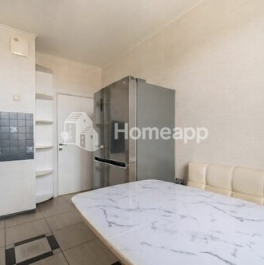 Продажа 2-комн квартиры на вторичном рынке улица Новаторов