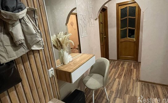 Продажа 3-комн квартиры на вторичном рынке Гатчина г, Изотова ул,  д. 11