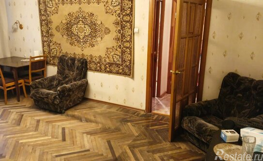 Продажа 3-комн квартиры на вторичном рынке пр-кт Мечникова,  д. 10