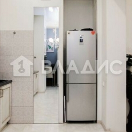 Продажа 3-комн квартиры на вторичном рынке Кирочная улица,  д. 47