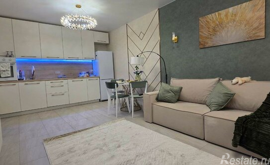 Продажа 3-комн квартиры на вторичном рынке ул Вертолётчиков,  д. 21,  к. 4