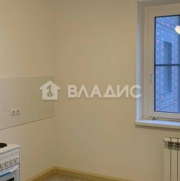 Продажа 3-комн квартиры на вторичном рынке Кварцевая ул,  д. 5 к1