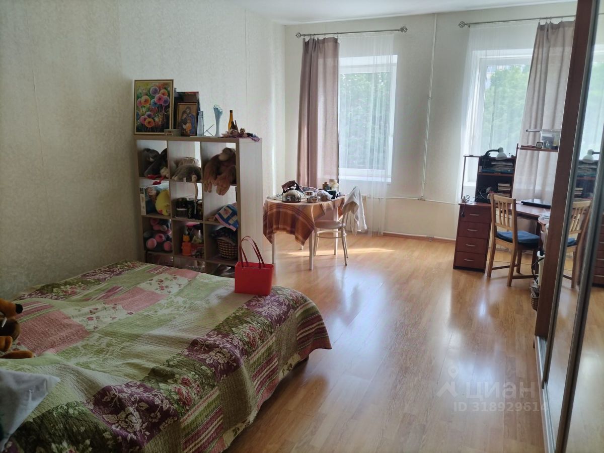 Продажа 3-комн квартиры на вторичном рынке проспект Обуховской обороны, 87