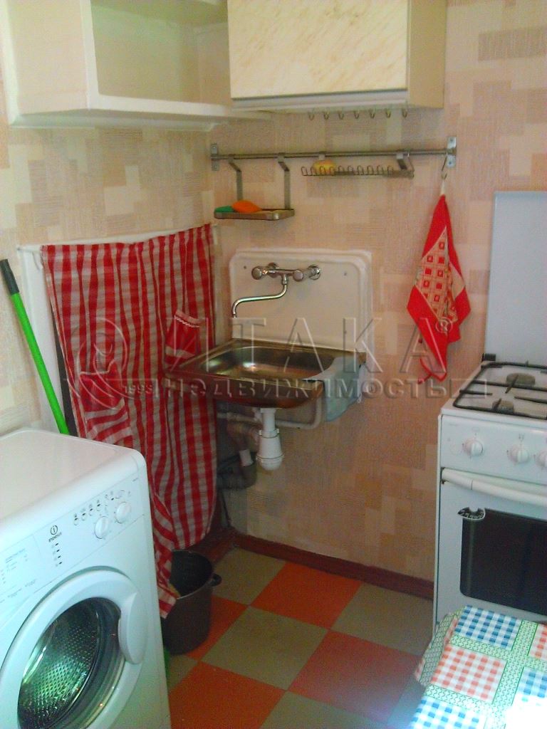 Аренда 2-комн квартиры на вторичном рынке Большевиков пр-кт., д. 75, корп. 1