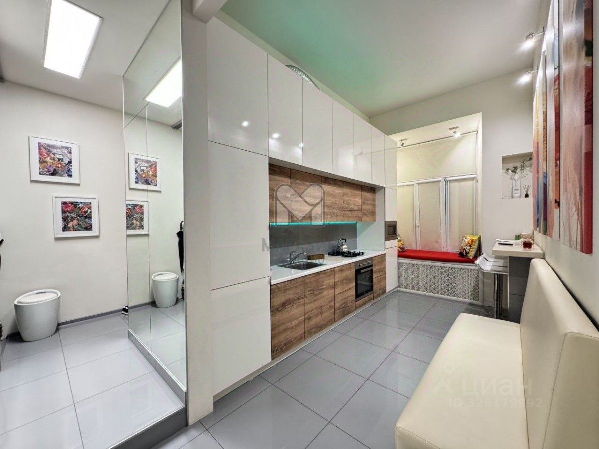 Аренда 2-комн квартиры на вторичном рынке Невский пр-кт,  д. 65