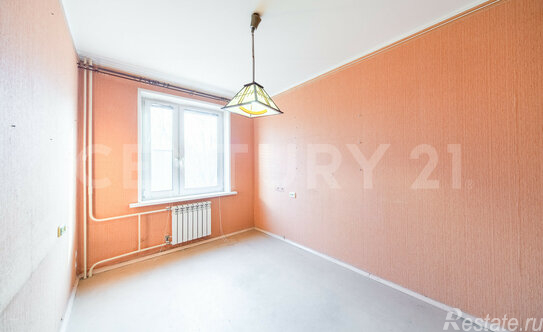 Продажа 3-комн квартиры на вторичном рынке Перекопская улица,  д. 22