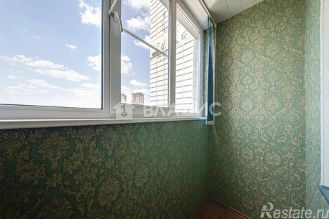 Продажа 2-комн квартиры на вторичном рынке Лобня, Молодёжная улица,  д. 8
