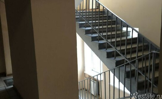 Продажа 3-комн квартиры на вторичном рынке Шарикоподшипниковская улица,  д. 2