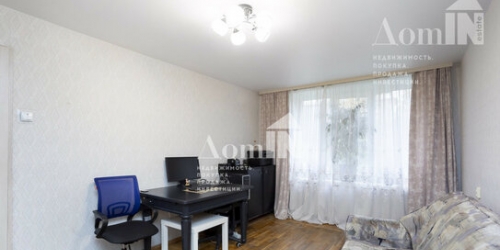 3-комн квартира улица Невзоровой,  д. 8