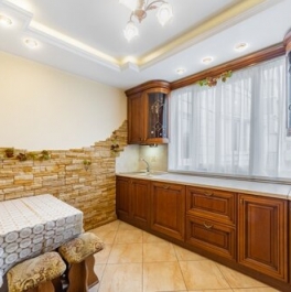 Продажа 3-комн квартиры на вторичном рынке Южнобутовская улица,  д. 29