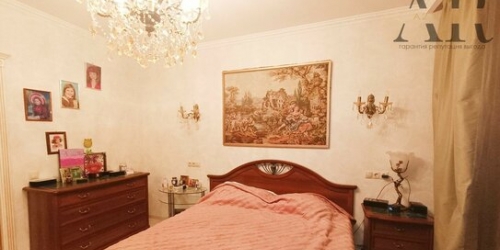 3-комн квартира ул Саратовская,  д. 9