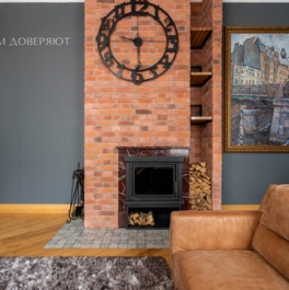 Продажа 3-комн квартиры на вторичном рынке Итальянская улица