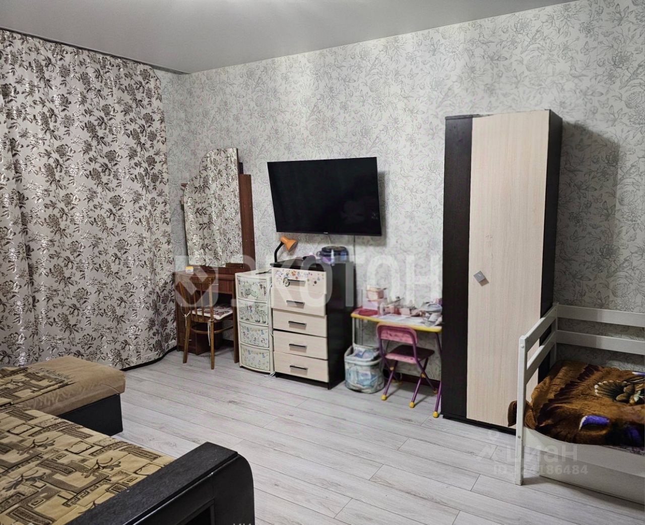 Продажа 1-комн квартиры на вторичном рынке проспект Славы, 10К3