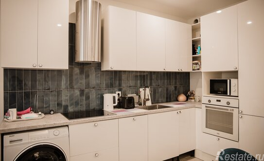 Продажа 2-комн квартиры на вторичном рынке Чирикова ул,  д. 5 с1