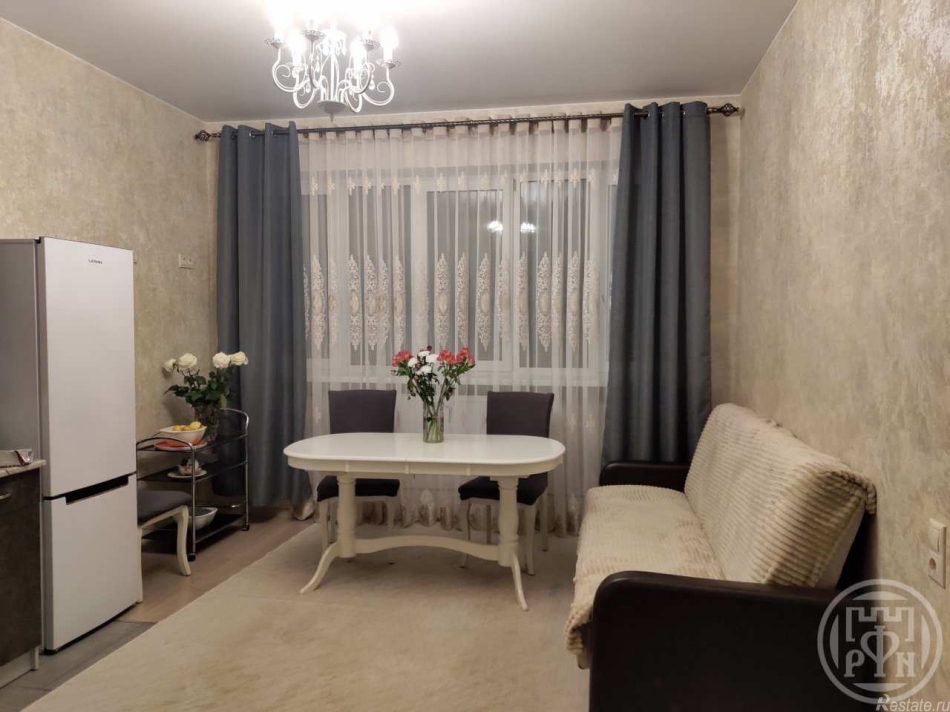 Продажа 2-комн квартиры на вторичном рынке Петергоф г., Аврова ул. ,  д. 41