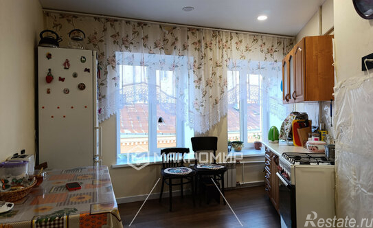 Продажа 3-комн квартиры на вторичном рынке пер Бринько,  д. 4