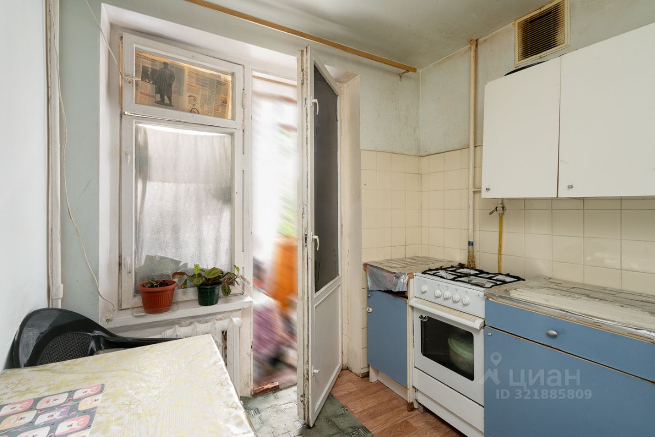 Продажа 2-комн квартиры на вторичном рынке Ангарская улица, 3