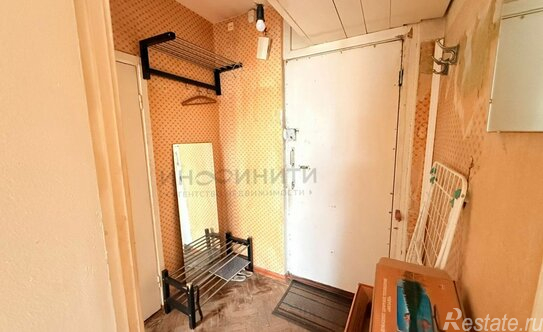 Продажа 1-комн квартиры на вторичном рынке улица Чугунные Ворота,  д. 3 к1