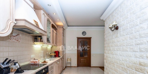 3-комн квартира Предтеченский Б. пер,  д. 31