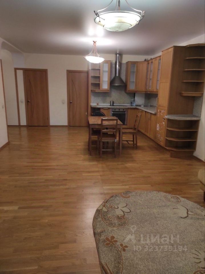 Продажа 2-комн квартиры на вторичном рынке Пятницкое шоссе, 15