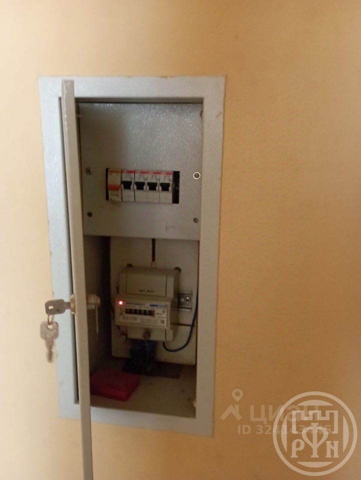 Продажа 2-комн квартиры на вторичном рынке пос. Осельки, 105