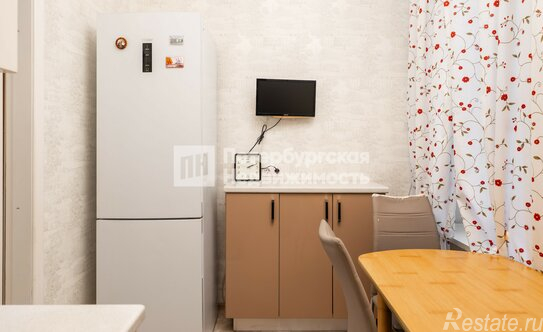 Продажа 2-комн квартиры на вторичном рынке улица Достоевского,  д. 27