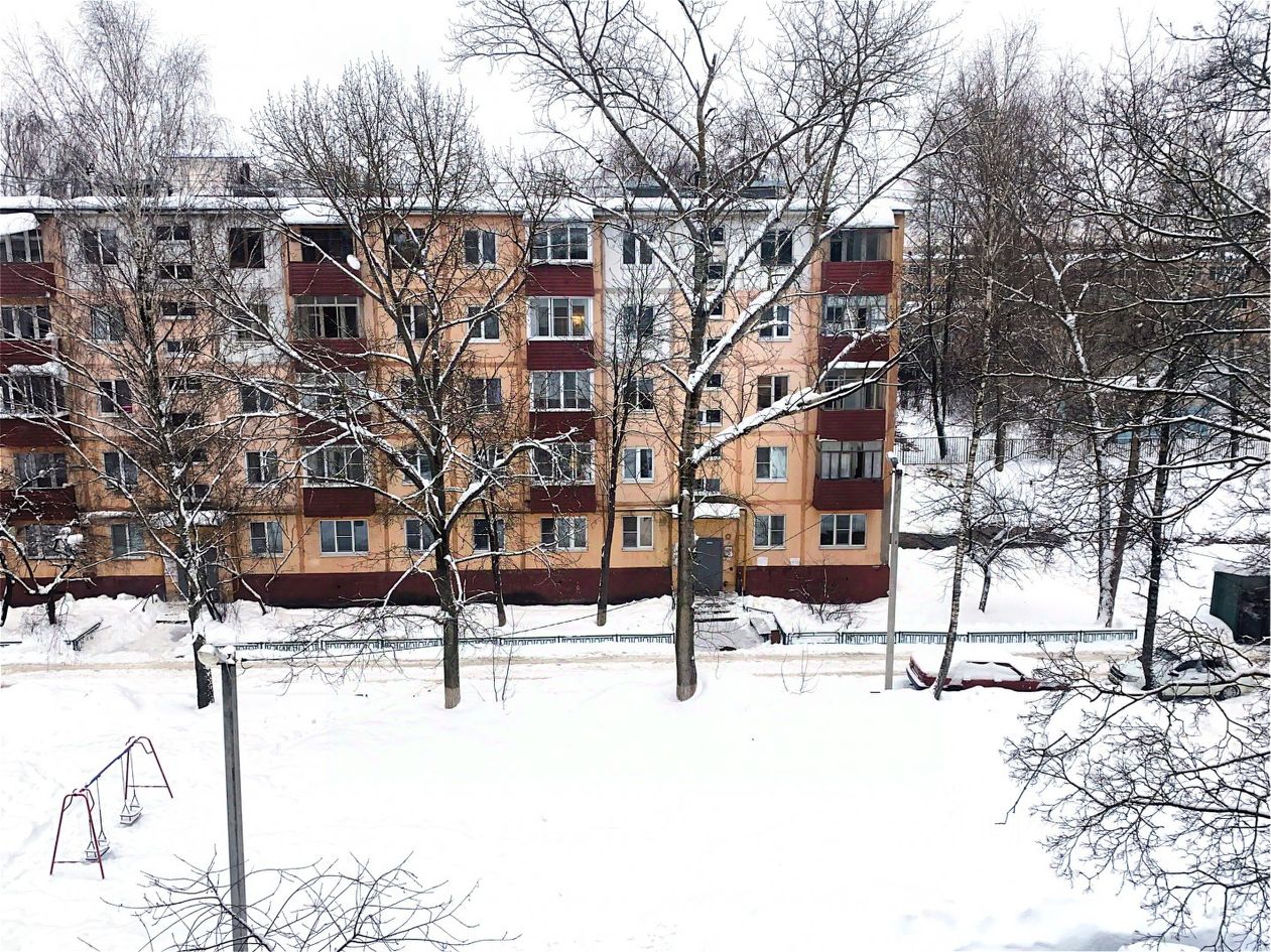 Продажа 2-комн квартиры на вторичном рынке Чехов, улица Мира, 8