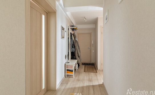 Продажа 2-комн квартиры на вторичном рынке Большевиков пр-кт