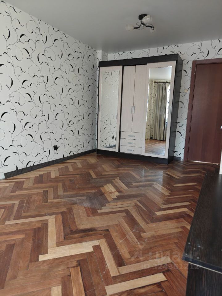 Продажа 2-комн квартиры на вторичном рынке Дальневосточный проспект, 68К1