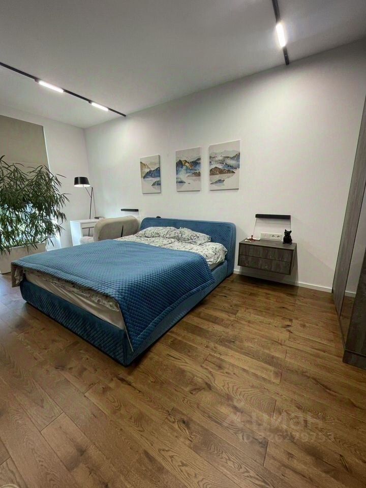 Продажа 2-комн квартиры на вторичном рынке улица Жукова, 1