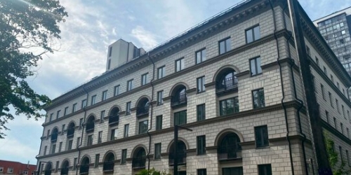 3-комн квартира ул Зеленогорская,  д. 3