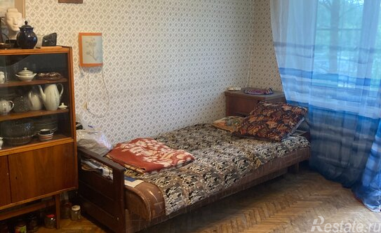 Продажа 3-комн квартиры на вторичном рынке пр-кт Мечникова,  д. 18