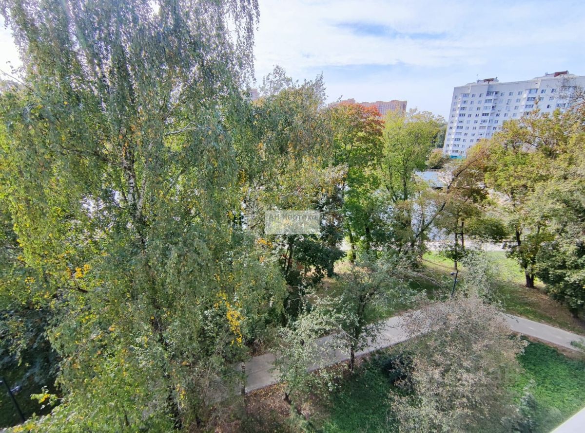 Продажа 3-комн квартиры на вторичном рынке Щелково-3 мкр, улица Ленина,  д. 16