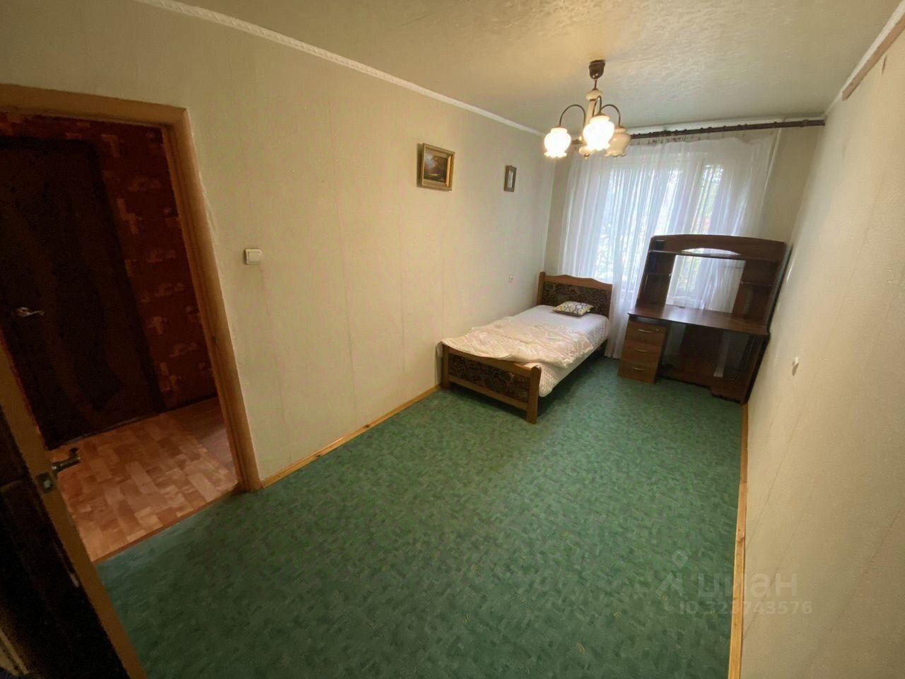 Продажа 3-комн квартиры на вторичном рынке Серпухов, Осенняя улица, 5