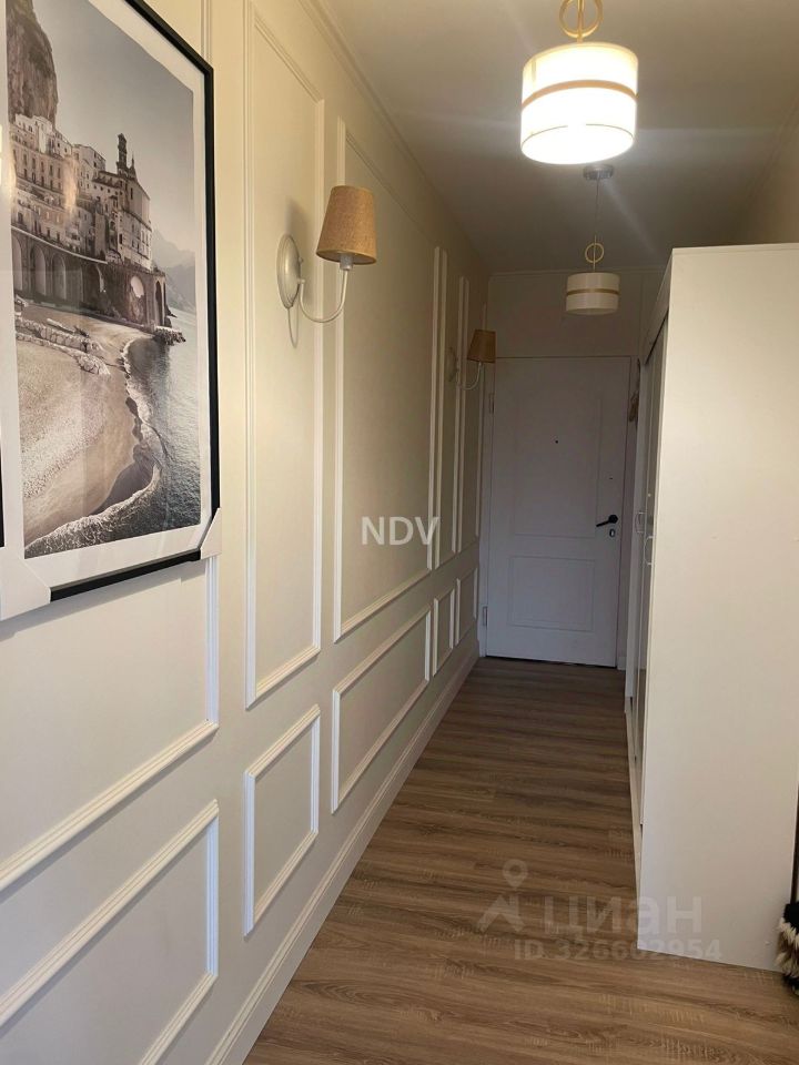 Продажа 3-комн квартиры на вторичном рынке улица Шверника, 15К1