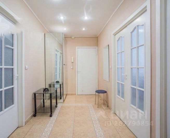 Аренда 3-комн квартиры на вторичном рынке улица Климашкина, 9