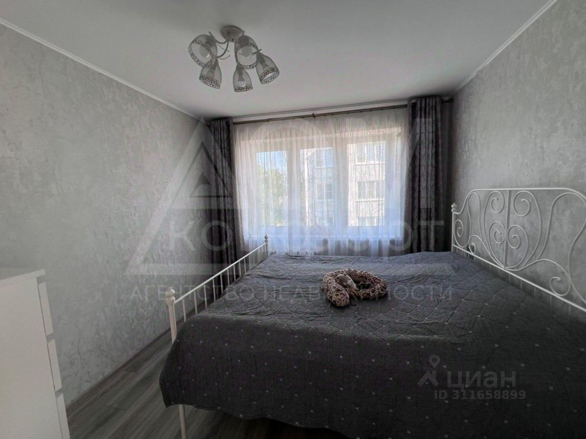 Продажа 4-комн квартиры на вторичном рынке Приозерск, улица Калинина, 27а