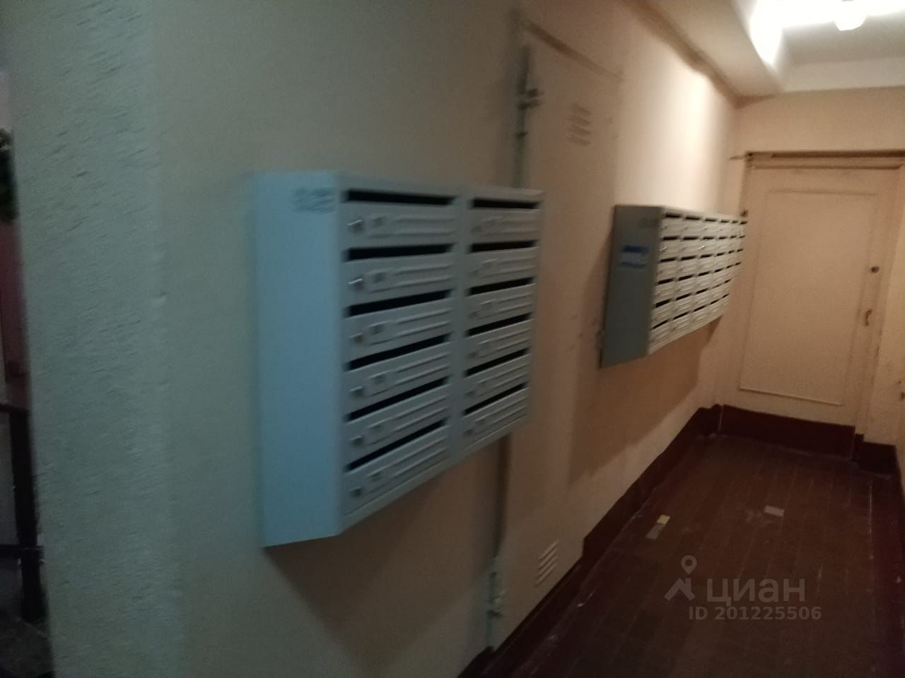 Продажа 1-комн квартиры на вторичном рынке Саратовская улица, 1К1