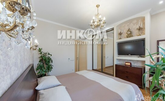 Продажа 4-комн квартиры на вторичном рынке ул Мосфильмовская,  д. 70,  к. 3