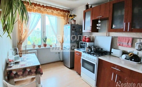 Продажа 2-комн квартиры на вторичном рынке Сколковское ш,  д. 14