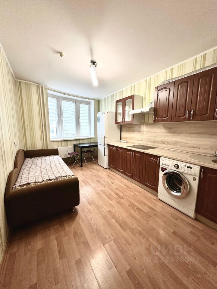 Продажа 1-комн квартиры на вторичном рынке Красное Село, Геологическая улица, 46к3