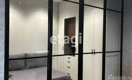 Продажа 1-комн квартиры на вторичном рынке улица Жукова,  д. 1